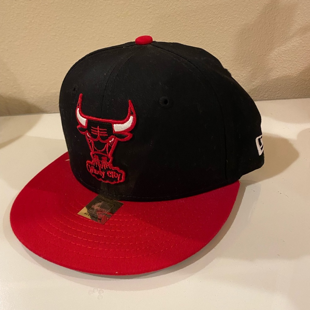 Adjustable New Era snapback cap for kid. Used only once.